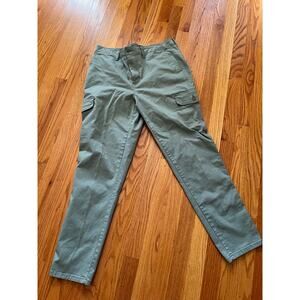 Lands' End green cargo pants 98% cotton 2% spandex 2‎ side pockets  Size 14